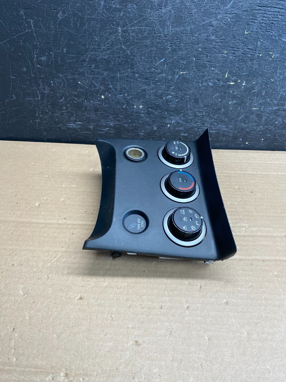 2011 to 2015 Nissan Rogue Heater Temperature AC Climate Control AG0066 DG2