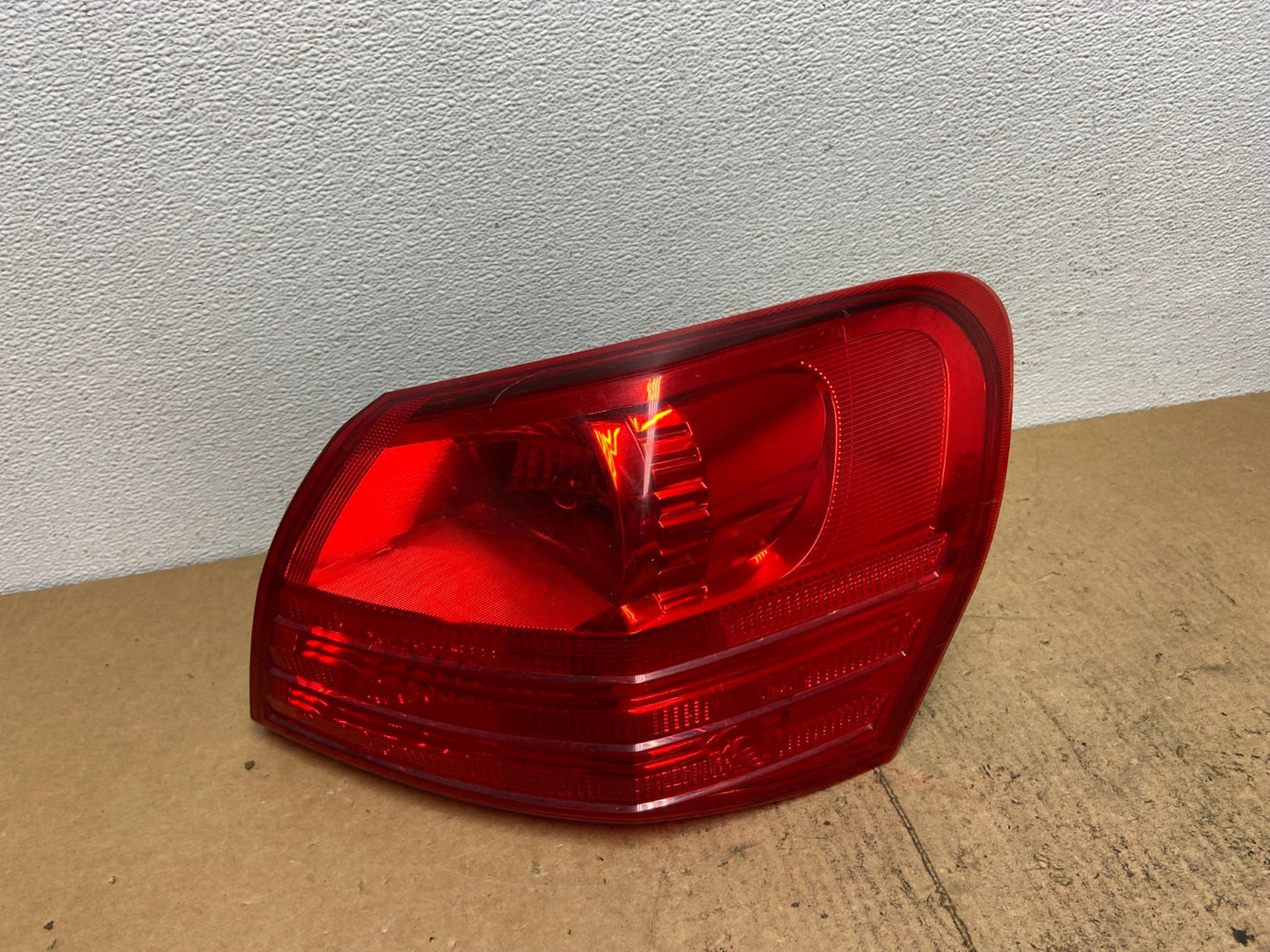 2008 to 2015 Nissan Rogue Right Passenger Rh Side Tail Light Oem AC3700 LK0