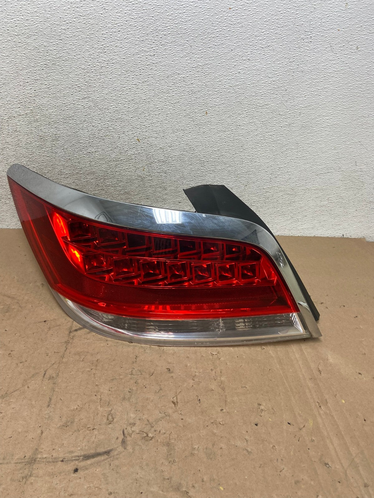 2010 to 2013 Buick Lacrosse Left Driver LH Side Tail Light AG4950 LK0