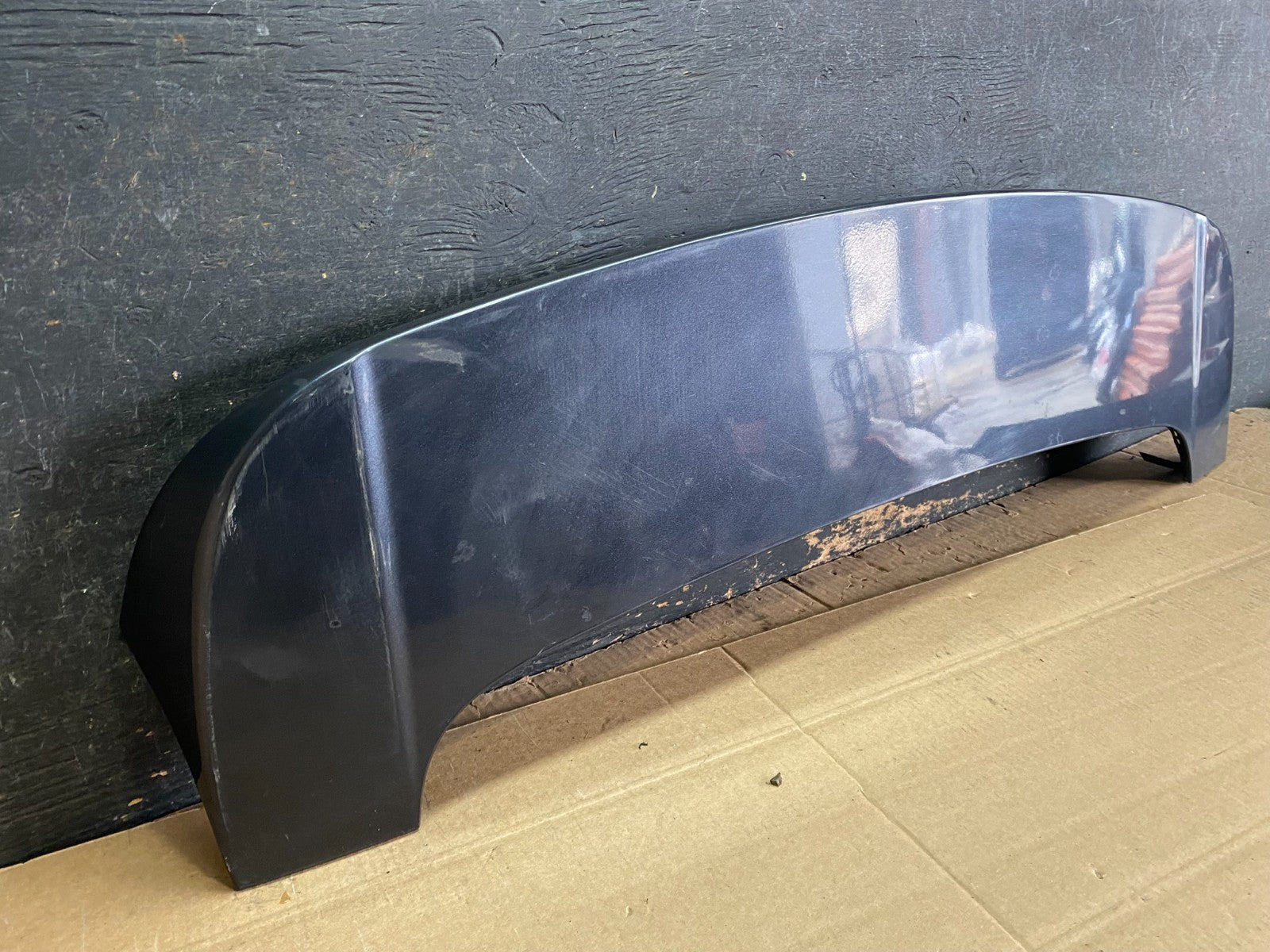 2014 - 2019 Jeep Grand Cherokee Liftgate Back Door Spoiler & Light OEM Y9304 DG2