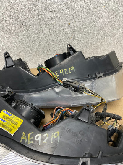 2003 to 2007 Saturn Ion Halogen Headlights Left+Right Side AE9219 DW6