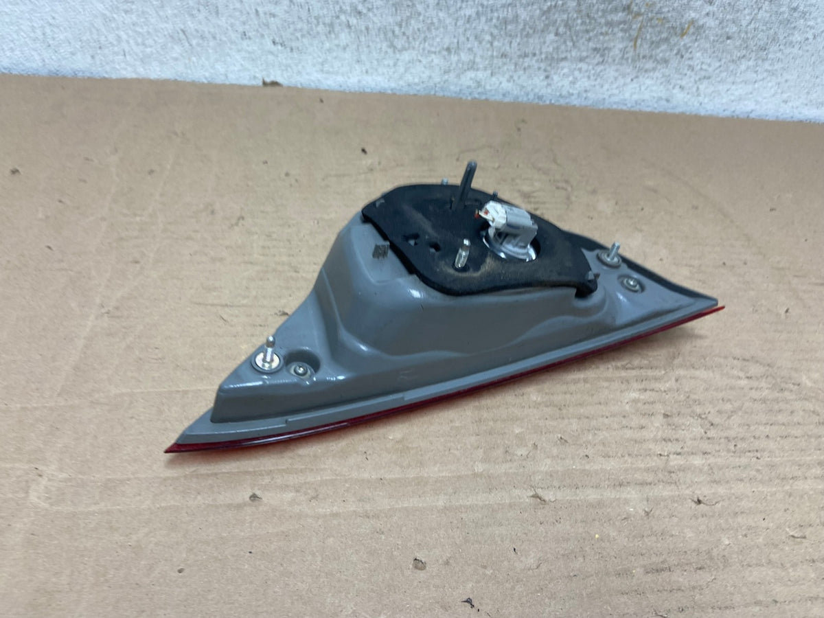 2015 - 2017 Toyota Camry Right Passenger RH Side Tail Light Inner AH9456 LK4