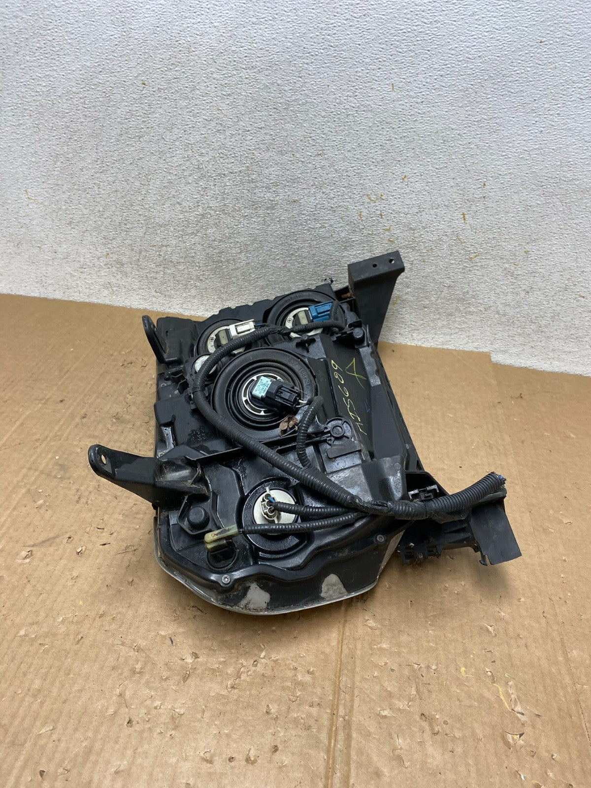 2009 2010 2011 Honda Pilot Left Driver LH Halogen Headlight AI5609 DW8