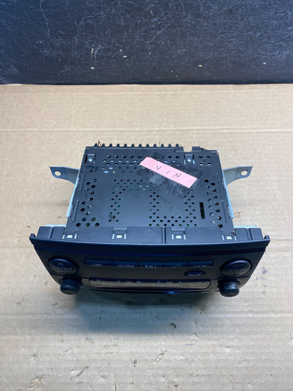 2004 to 2010 Toyota Sienna AM FM CD WMA Mp3 Radio Receiver AE8190 DG4