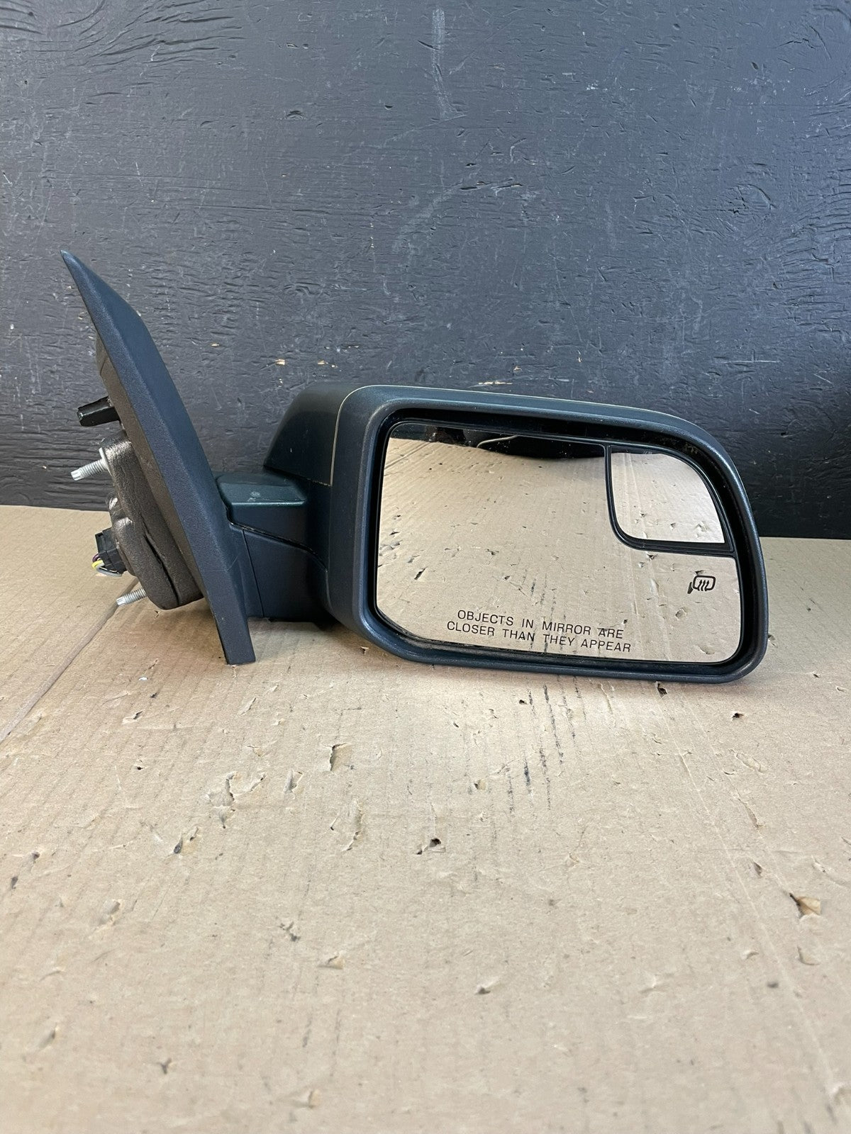 2011 to 2014 Ford Edge Right Passenger View Door Heated Mirror AD8693 DW7