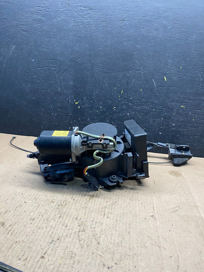 2007-2014 Kia Sedona Left Electric Power Sliding Door Motor Regulator R6508 DG5