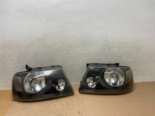 2004 to 2008 Ford F-150 F150 Left+Right Halogen Headlights Z6172 DW0