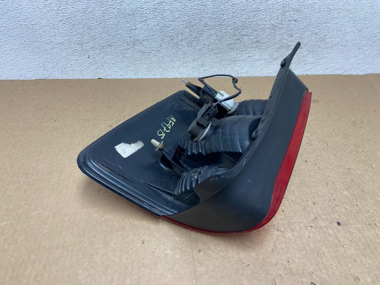 2008 to 2012 Ford Escape Left Driver LH Side Tail Light AF9715 DW4