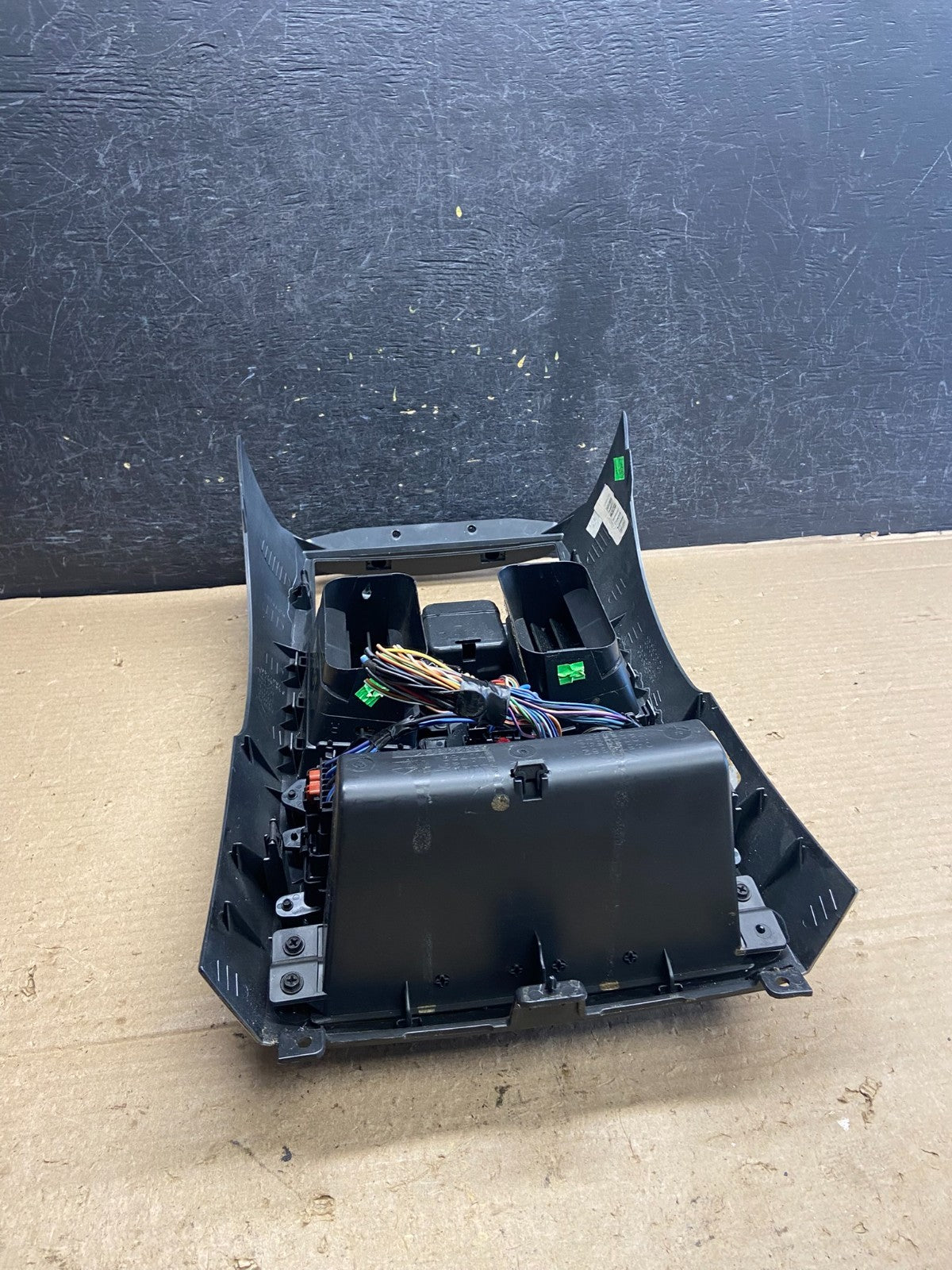 2008-2010 Dodge Grand Caravan A/C Climate Control Unit Bezel Trim AH5439 DG3