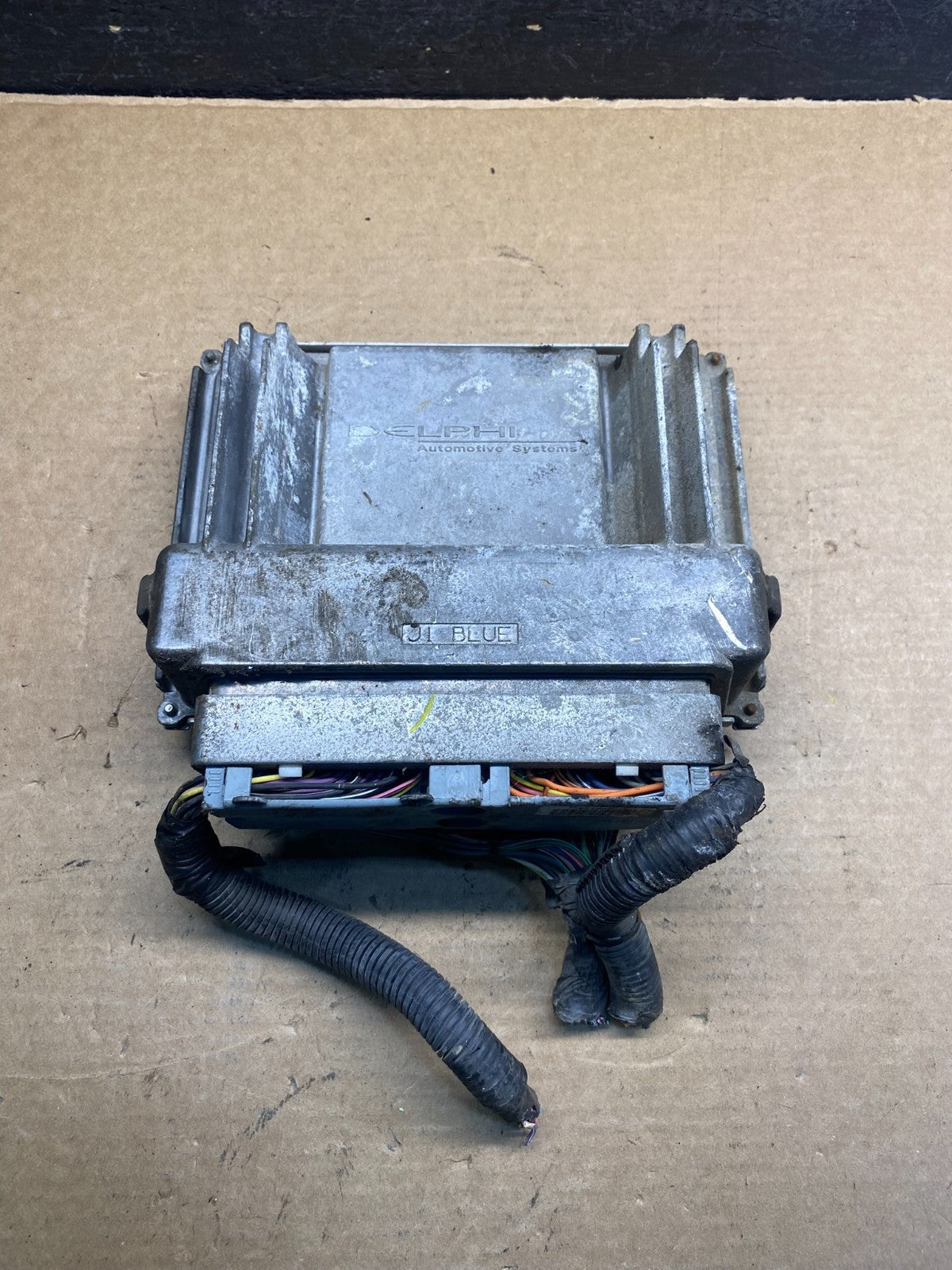 2003-2006 Chevrolet Tahoe Silverado Engine Control Unit Module ECM ECU AD9952 DW1