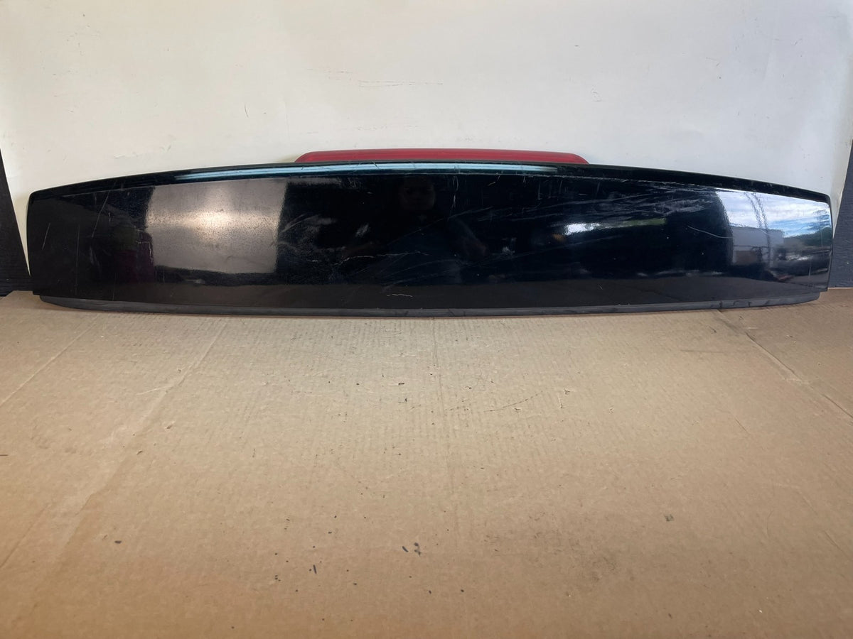 2007-2014 Chevrolet Tahoe Suburban Yukon Spoiler Wing 3rd Brake Light AH6431 DG0