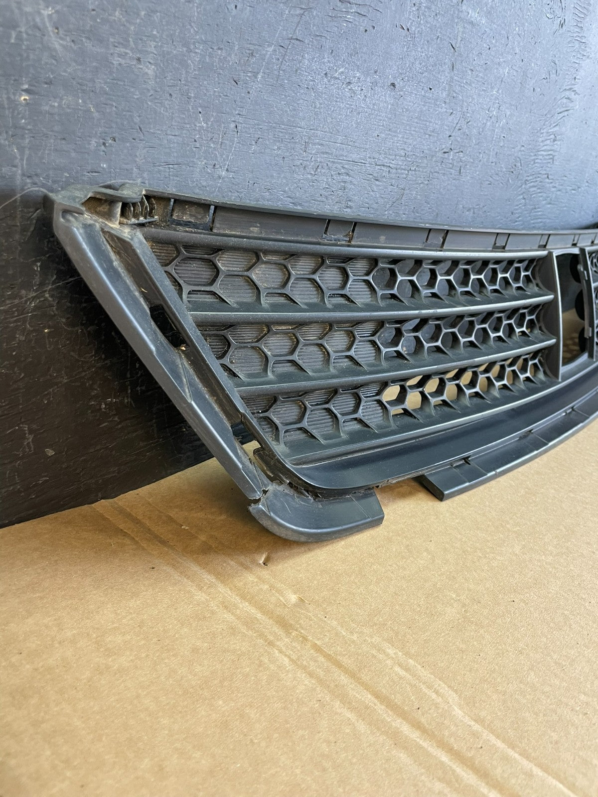 2014 2015 Jeep Grand Cherokee Front Lower Grill Grille AC9936 DG1