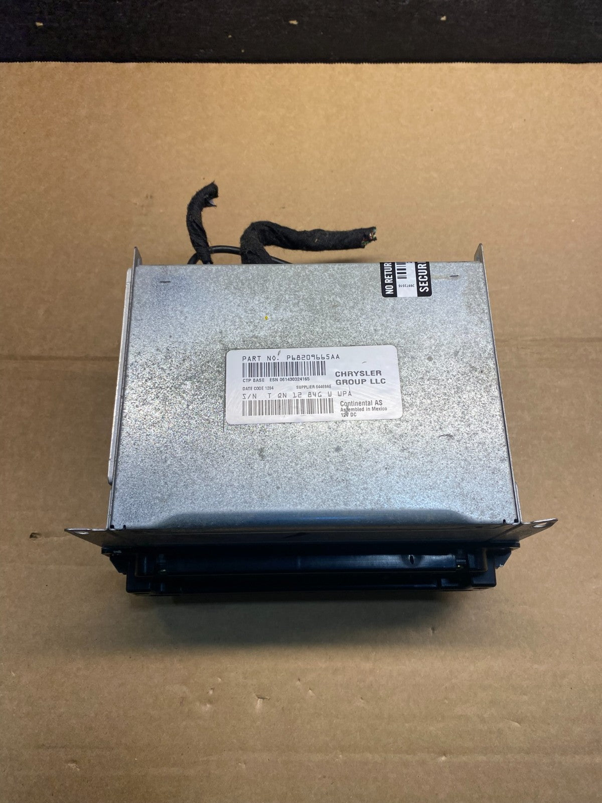2013 - 2014 Dodge Journey Radio Info Media CD Player Unit AF7862 DG3