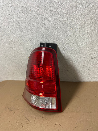 2004 to 2007 Ford Freestar Left Driver LH Side Tail Light AD7734 LK1