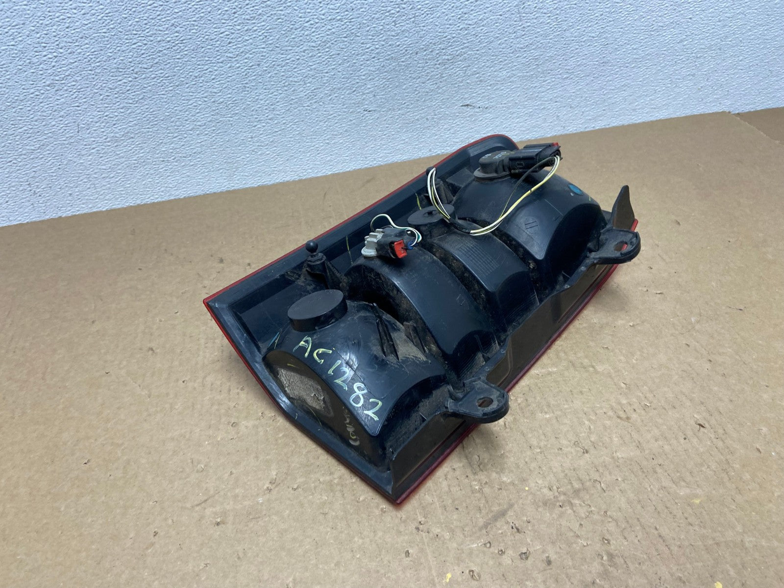 2008 to 2016 Jeep Patriot Right Passenger Side Tail Light Oem AC1282 LK4
