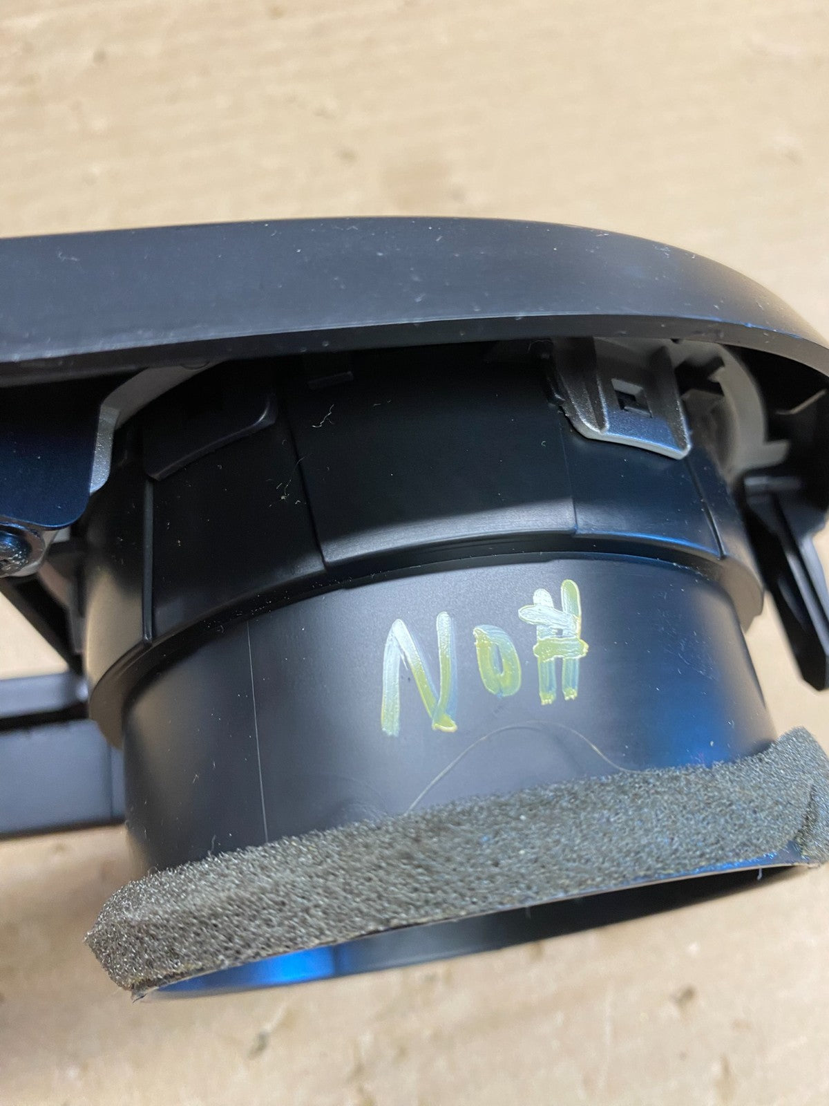 2008-2014 Scion XB Center Console Dash Radio Climate Control Bezel AG6260 DG4