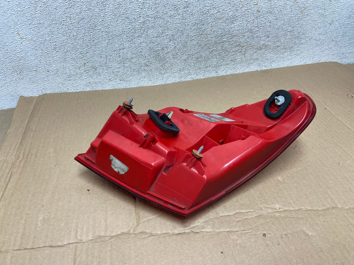 2009 to 2012 Bmw 7-Series F01 F02 750i Right Passenger Tail Light AI1155 LK6