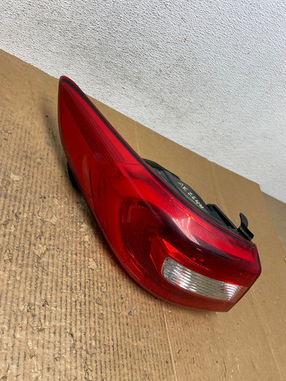 2015 2016 2017 Hyundai Sonata Left Driver Lh Tail Light AE2644 LK2