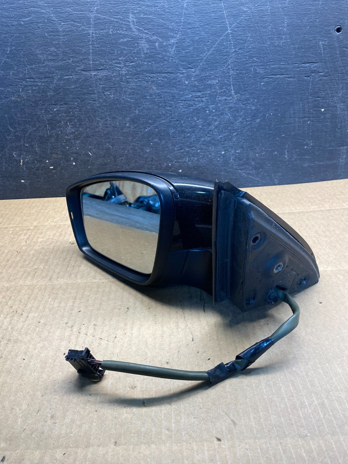 2011-2016 Volkswagen Jetta Sedan Left Driver View Door Mirror AG7297 DW11