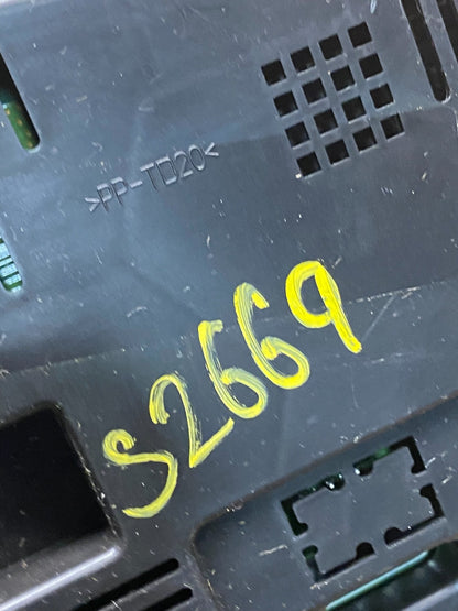 2010 Lincoln MKZ Speedometer Cluster Gauge OEM S2669 DG6