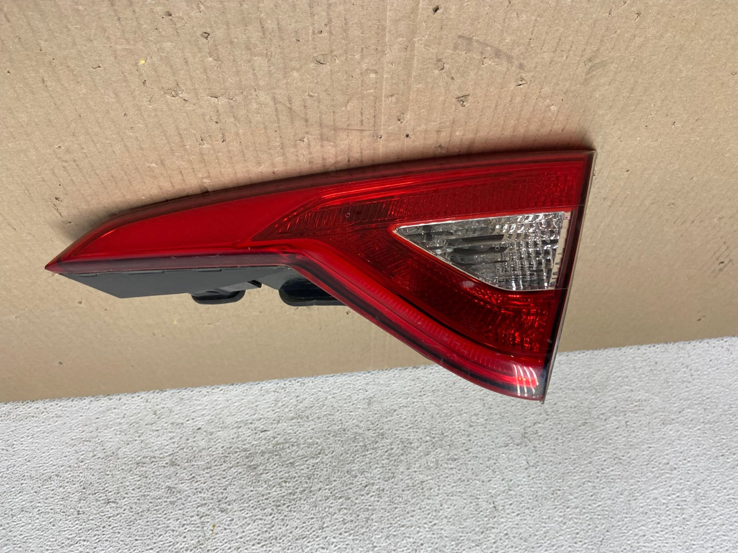 2015 2016 2017 Hyundai Sonata Right Passenger RH Inner Tail Light AE9567 LK0