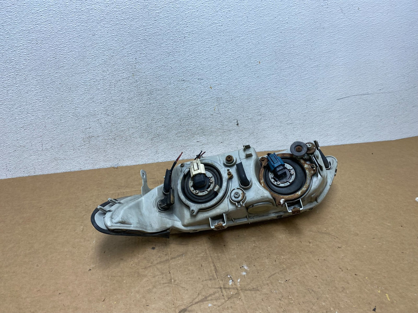 1997 to 1999 Acura CL Right Passenger Side Headlights AD3671 DG6