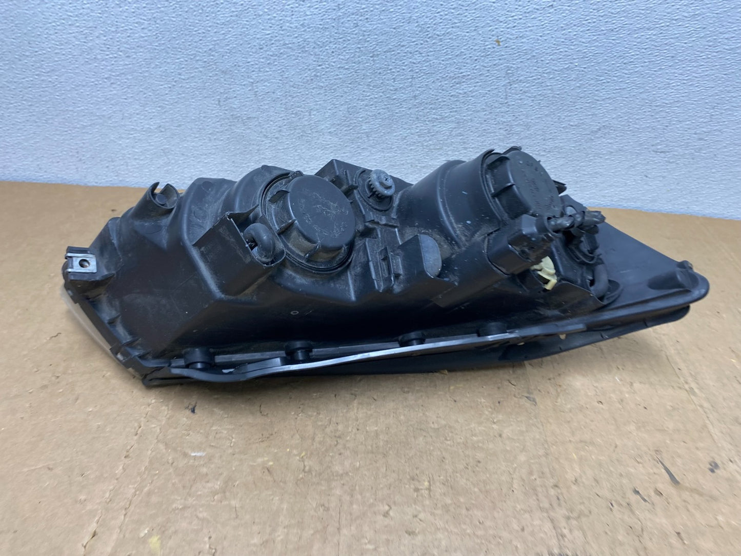 2006 to 2008 Hyundai Sonata Left Driver LH Side Headlight Halogen AD0659 DW5