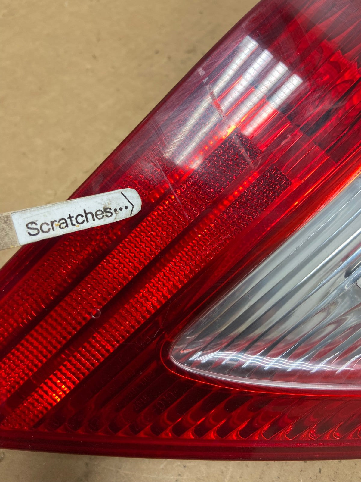 2005-2007 Mercedes-Benz C 230 W203 C-Class Right Passenger Tail Light AC8466 LK3