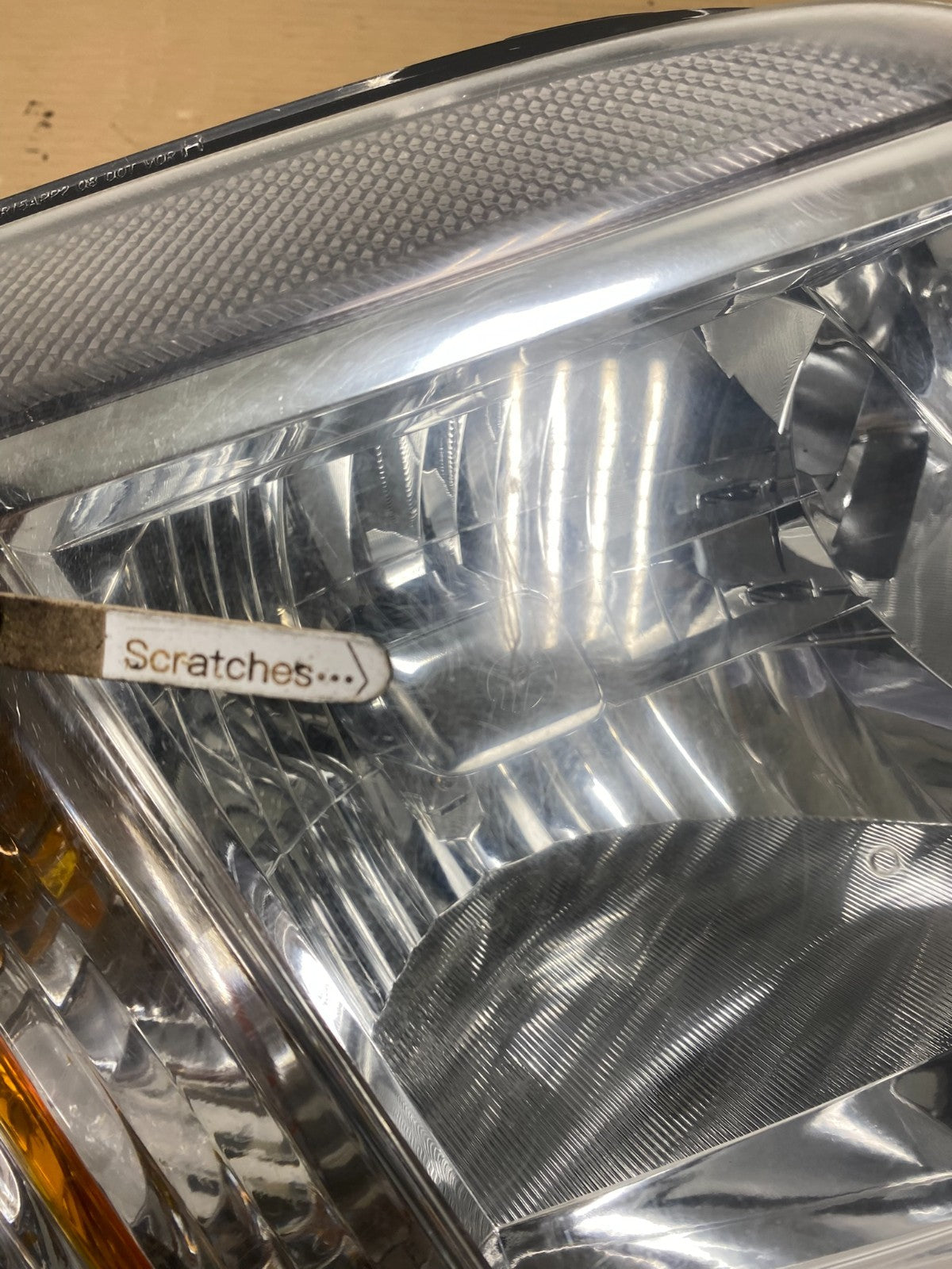 2008 to 2011 Mercury Mariner Right Passenger RH Side Halogen Headlight AG9341 DW3