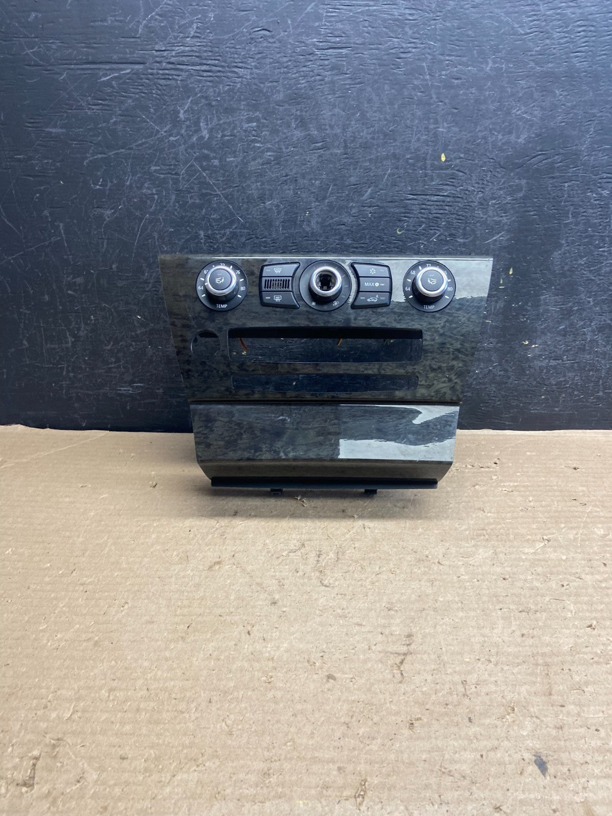 2008 to 2012 Jeep Liberty Dash Climate Temperature Control Radio Bezel ah5455 DG0