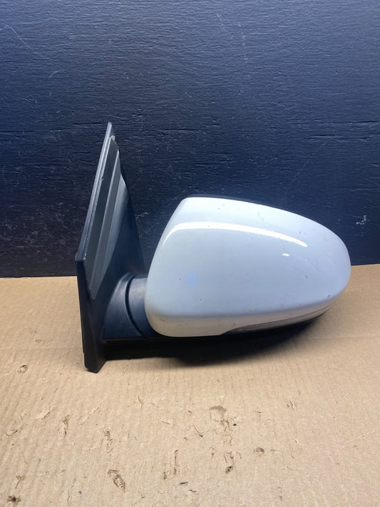 2010 to 2013 Hyundai Tucson Left Driver LH Turn Signal Door Mirror AC2663 DG0