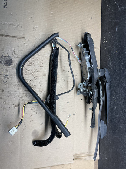 2011-2013 Jeep Grand Cherokee Tailgate Back Door Rear Wiper Motor Wiper V8815 DG1