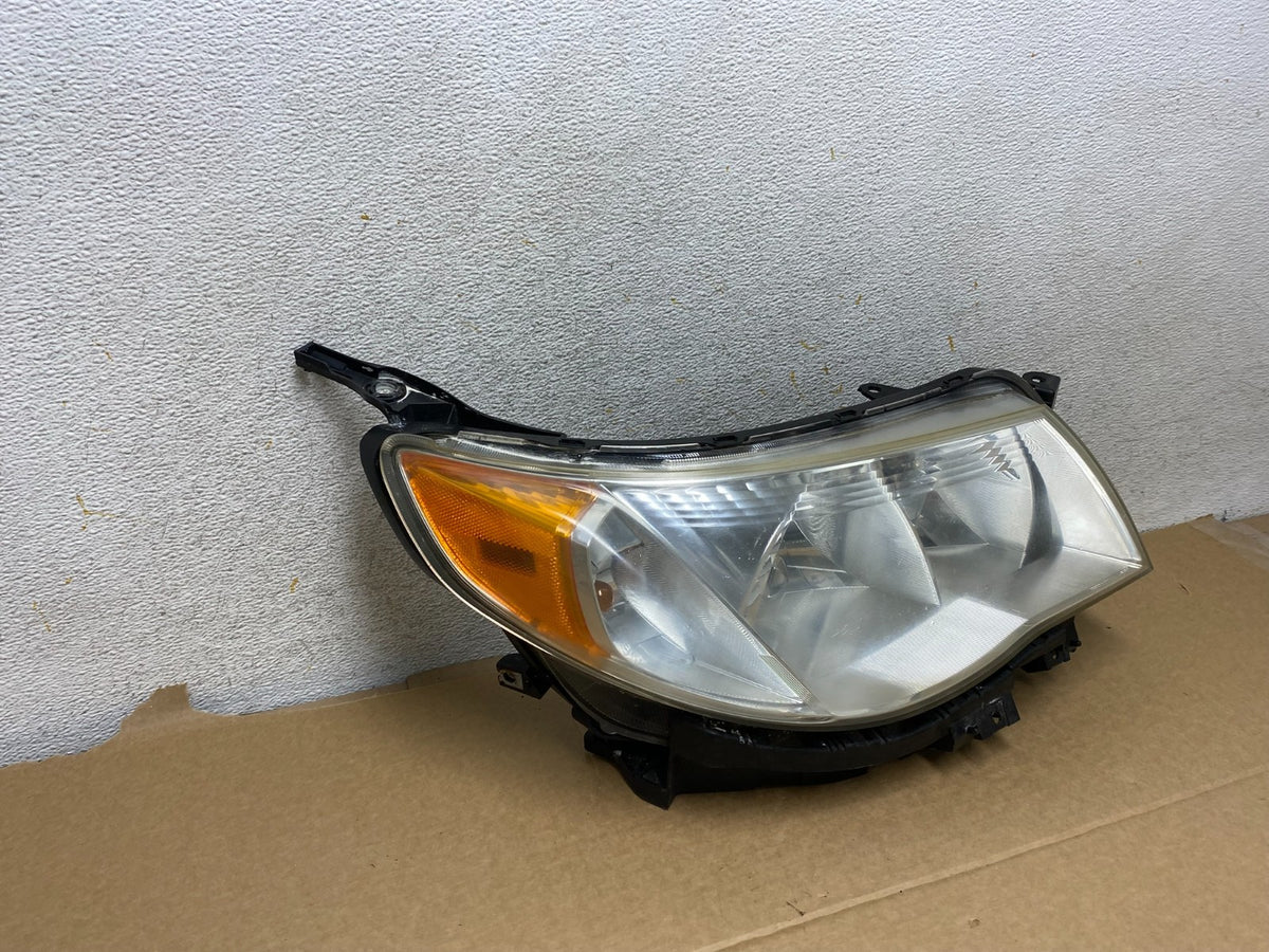 2009 - 2013 Subaru Forester Right Passenger Side Halogen Headlight AH7718 DW1