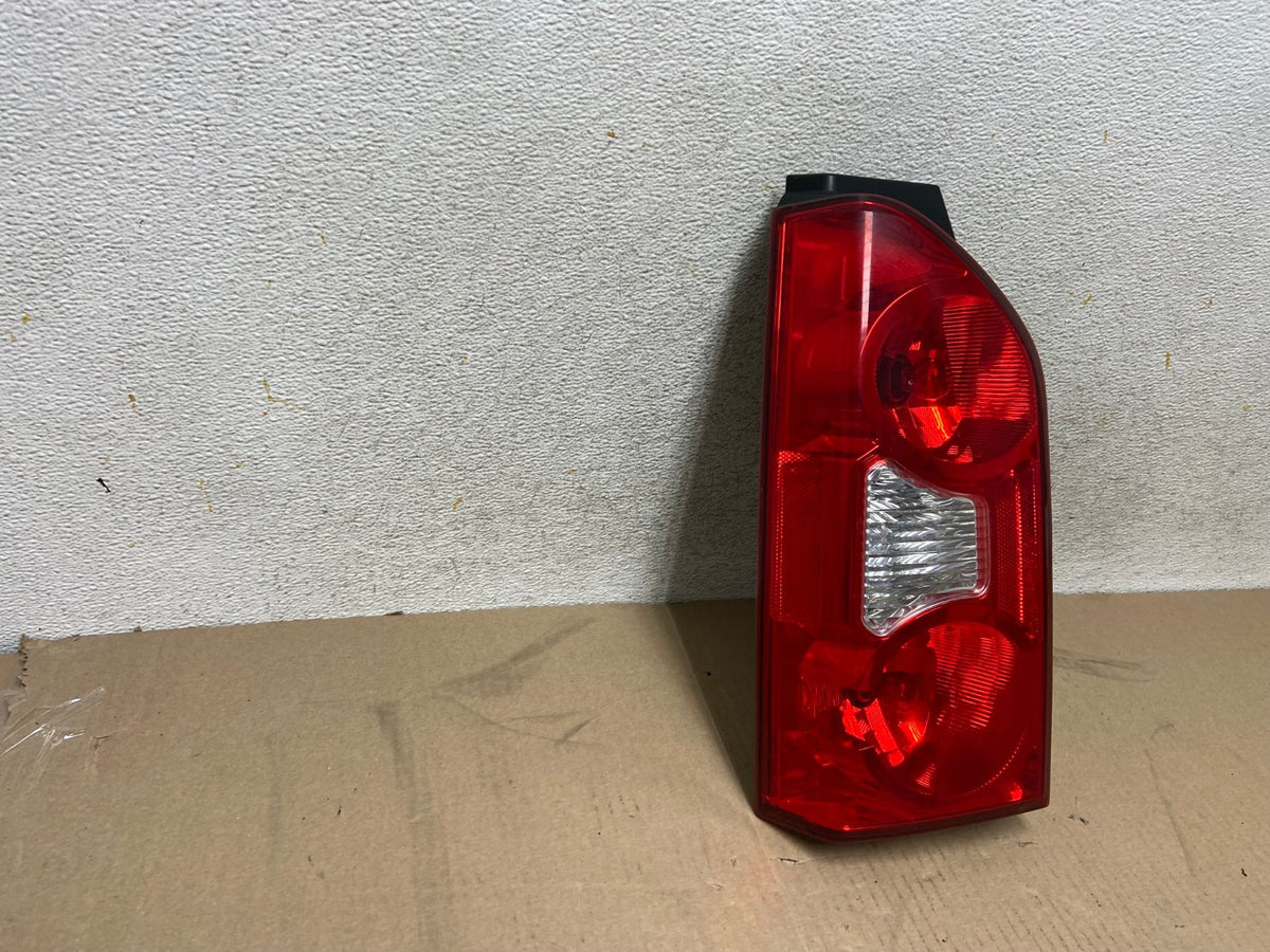 2005 to 2015 Nissan Xterra Tail light Left Driver Lh Side AH6689 LK1