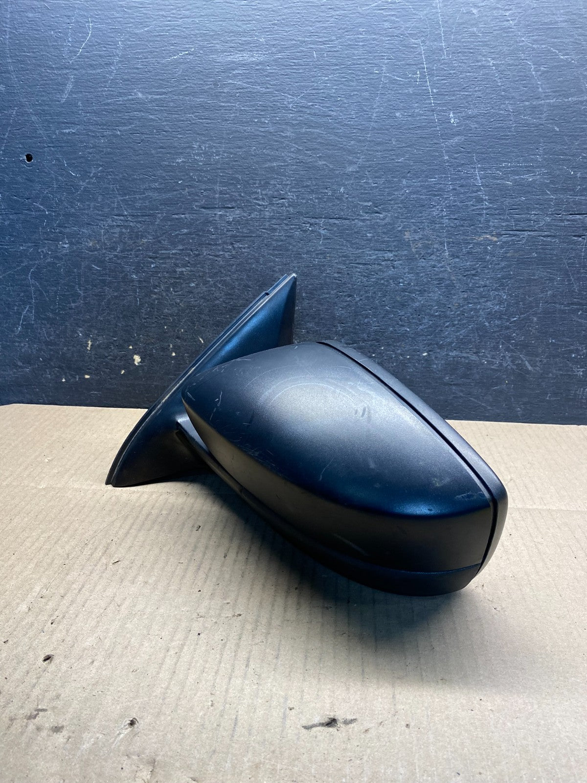 2011-2016 Volkswagen Jetta Sedan Left Driver View Door Mirror AI7325DW2