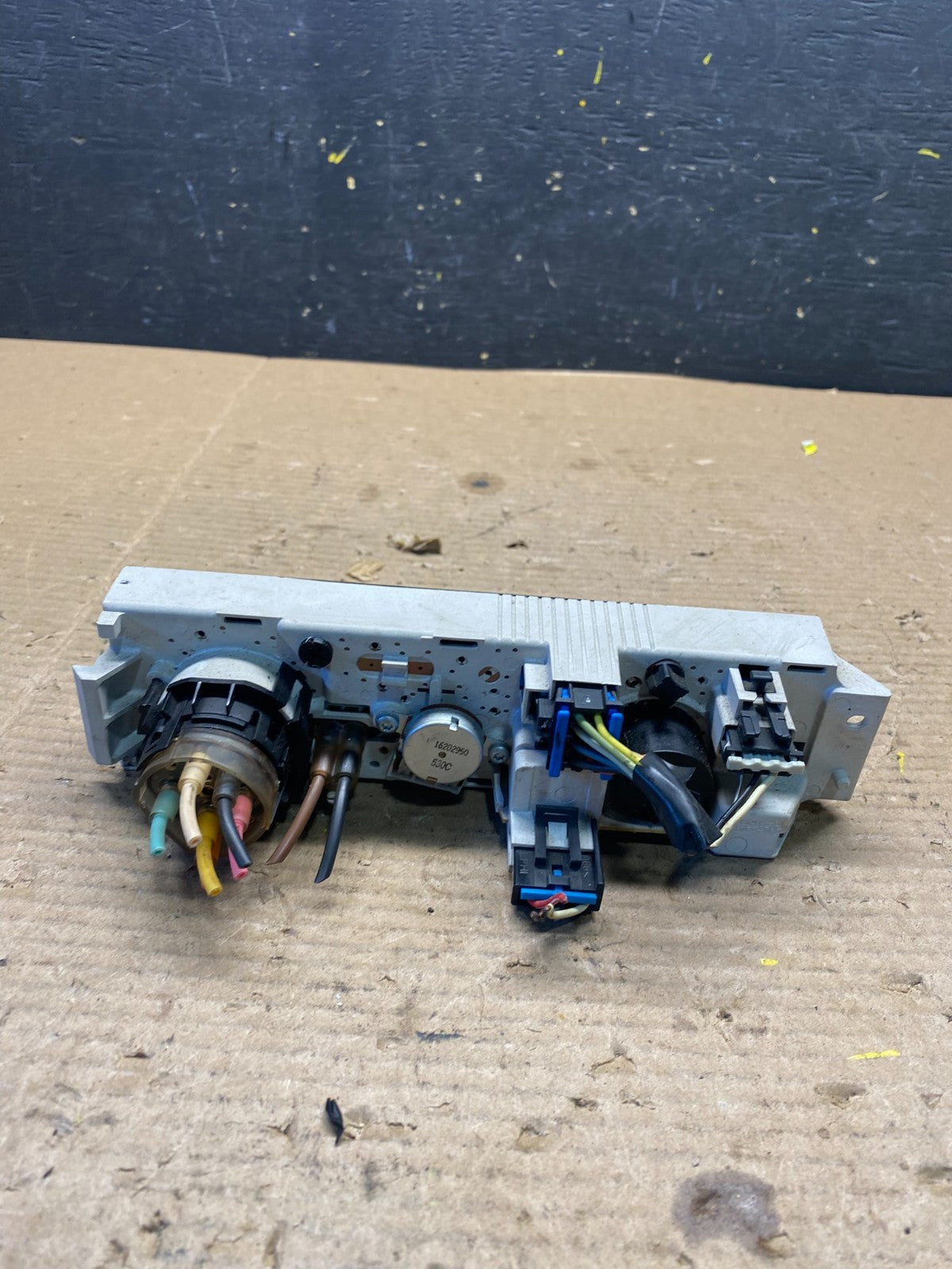 2001 - 2007 GMC Chevrolet Express 1500 Climate Control A/C r2593 DG4