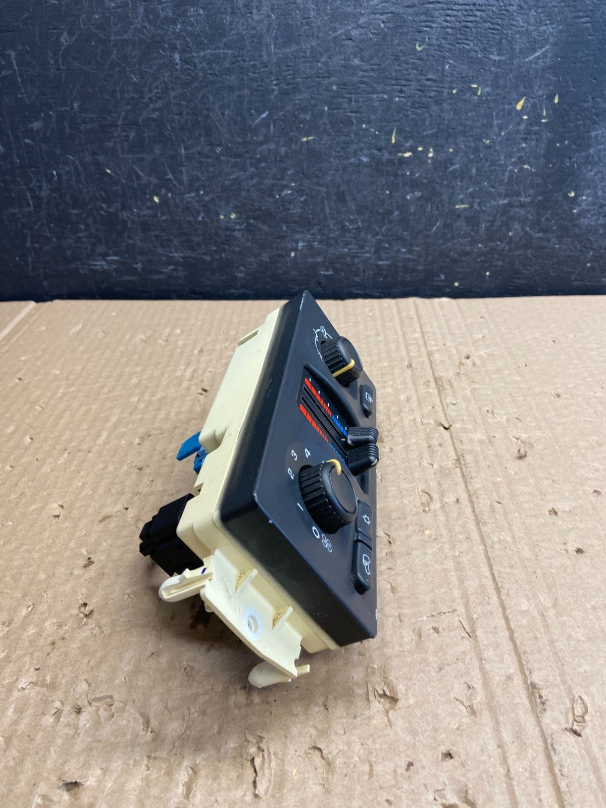 2003-2006 GMC Chevrolet Envoy Trailblazer Climate Control A/C Panel AF6377 DG1