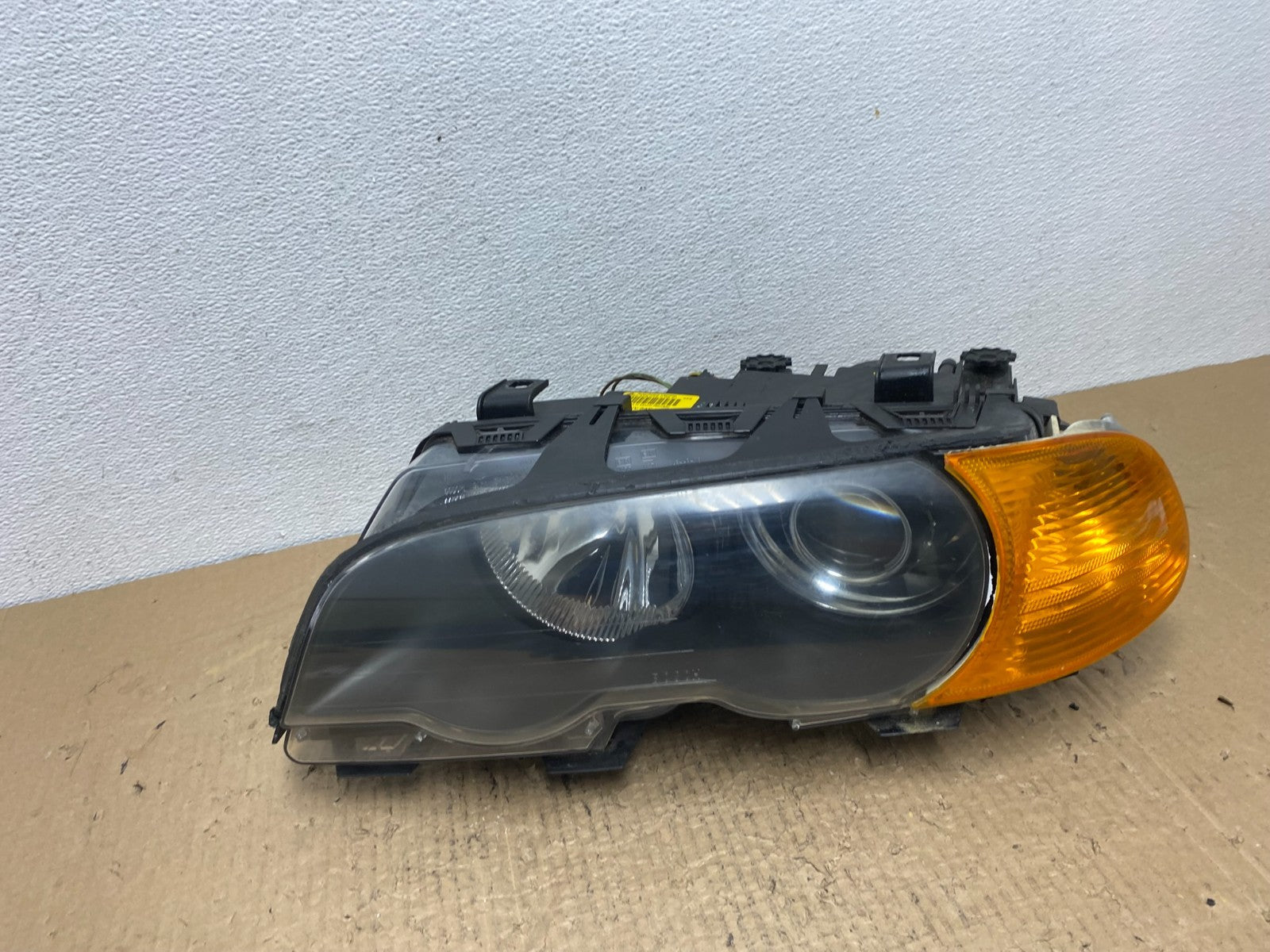 2002 to 2003 BMW 325Ci 330Ci E46 Coupe Left Side Xenon Headlight AC4127 DW0