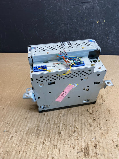 1999 to 2002 Toyota Sienna AM FM Casette Radio Receiver AC4848 DG5
