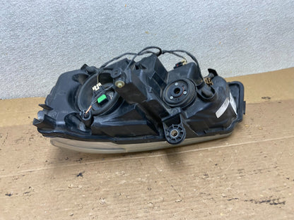 2011 to 2016 Chrysler Town and Country Right Passenger Headlight AB3344 DW9