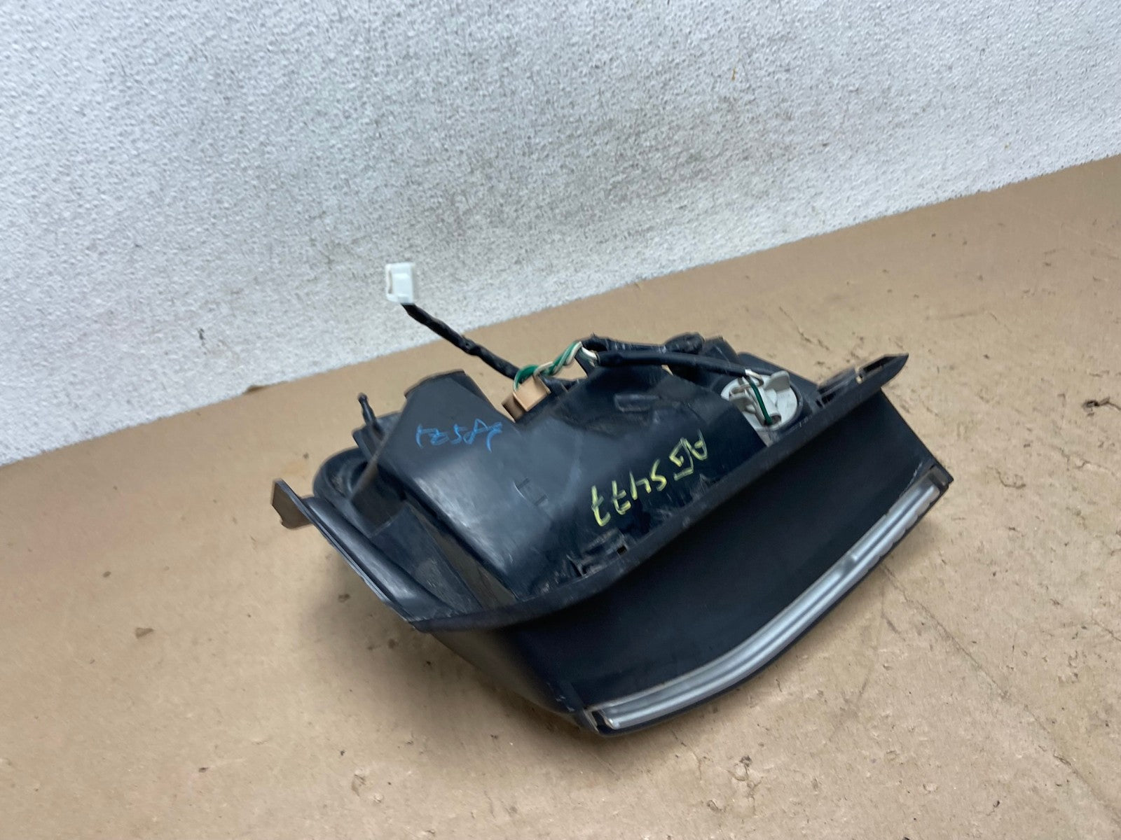 2001 2002 2003 Lexus Rx300 Left Driver Lh Side Tail Light AG5477 LK5