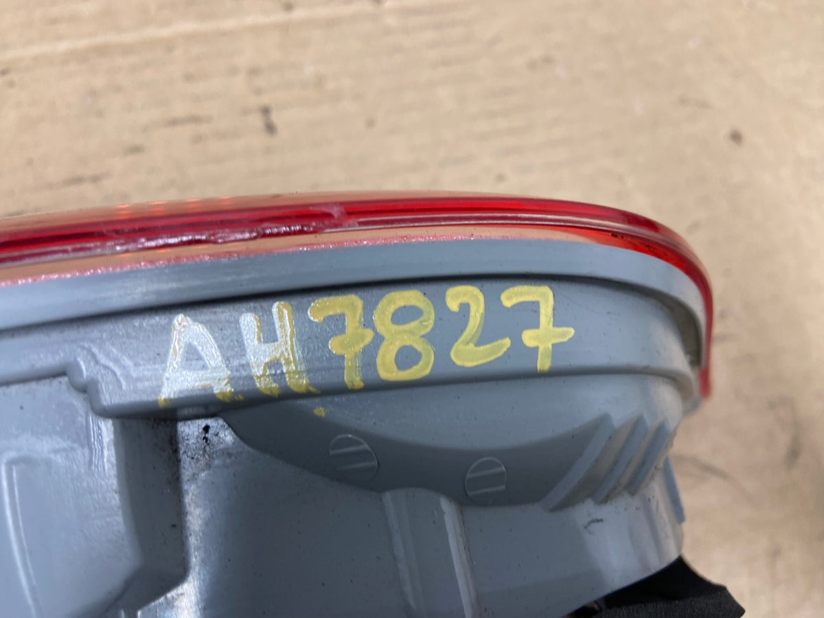 2007 2008 2009 Toyota Camry Left Driver Tail Light Trunk Lid Inner AH7827 LK6
