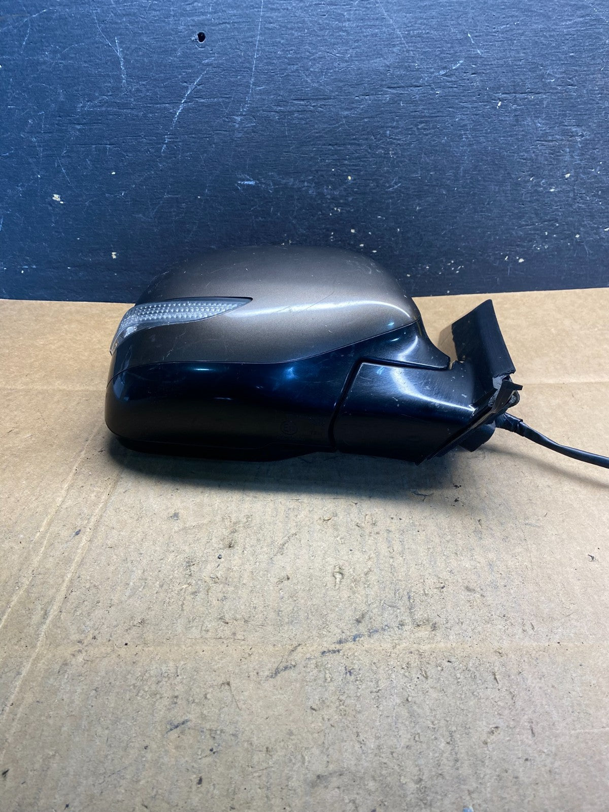2008 - 2014 Subaru Tribeca Right Passenger Side View Mirror AB3918 MS3