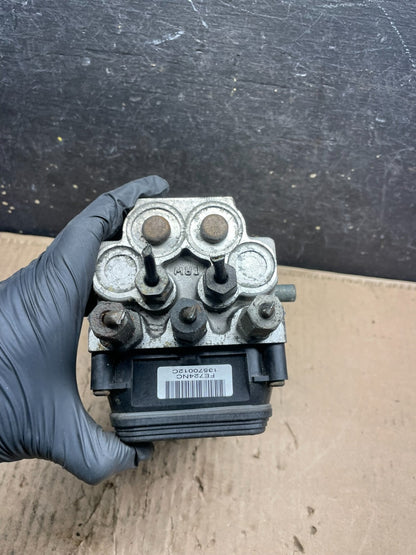 2003 2007 Ford E250 E350 Anti-Lock ABS Antilock Brake Pump T7108 DG4