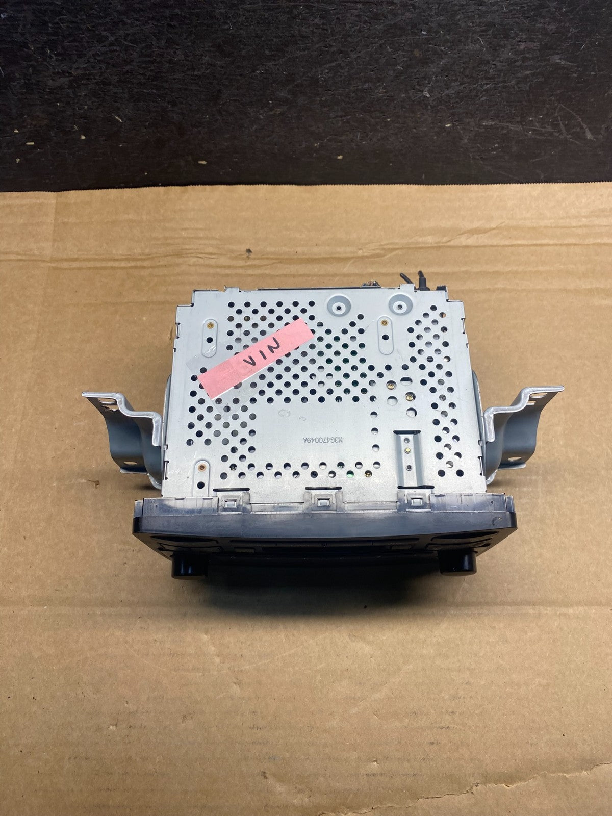 2003 to 2006 Toyota Tundra Sequoia AM/FM Radio CD Player ah4805 DG4