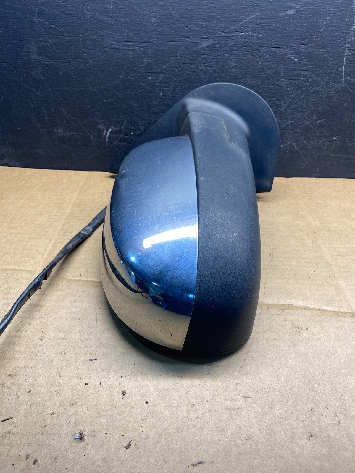 2007 to 2008 Gmc Yukon Right Passenger Turn Signal View Door Mirror ad7269 DG0