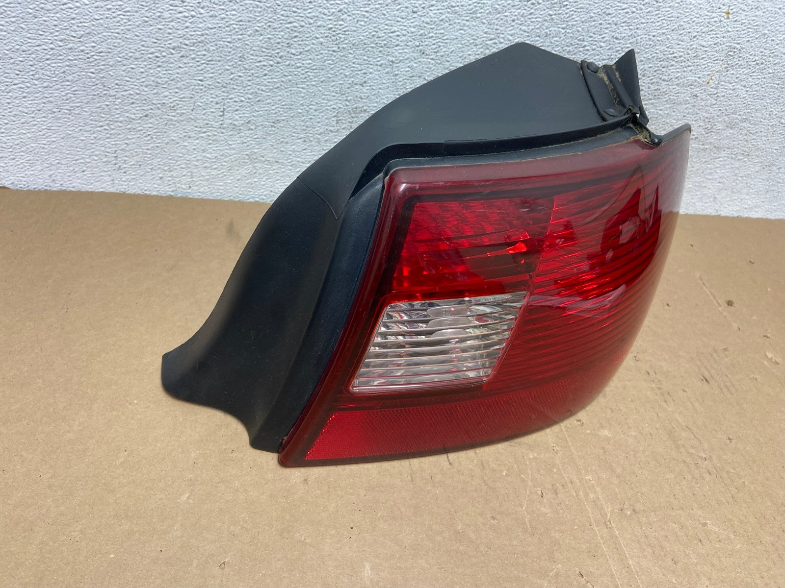 2000 - 2003 Mercury Sable Sedan Right Passenger Rh Side Tail Light AD7908 LK2