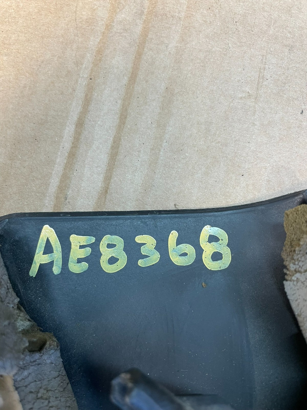 2008 to 2009 Jeep Grand Cherokee 4.7L Engine Cover AE83687