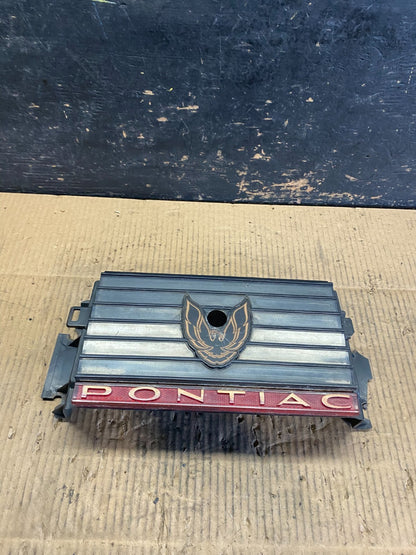 1982 - 1992 Pontiac Firebird Trans Am Center Taillight Filler Panel T6770 DG0