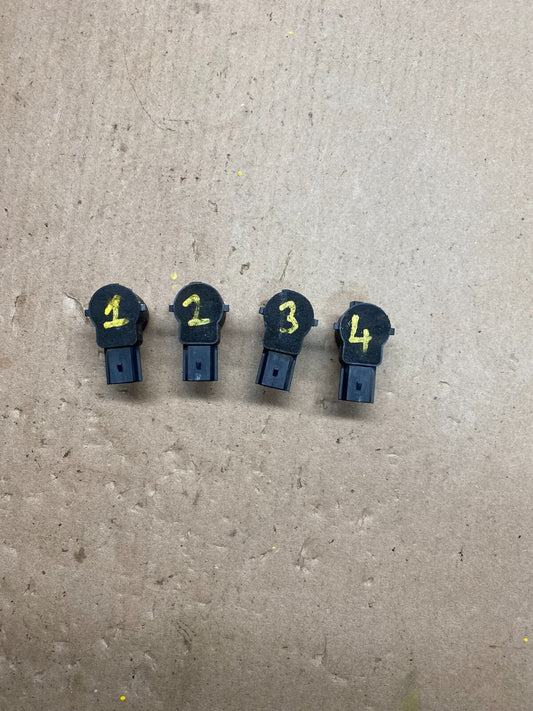 Chevrolet Cadillac Rear Bumper Parking Sensor 4 pcs E1886 Oem PS0